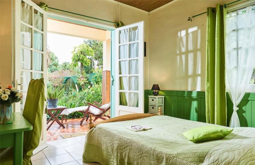 Chez Mamie Bed & Breakfast Les Avirons Luaran gambar